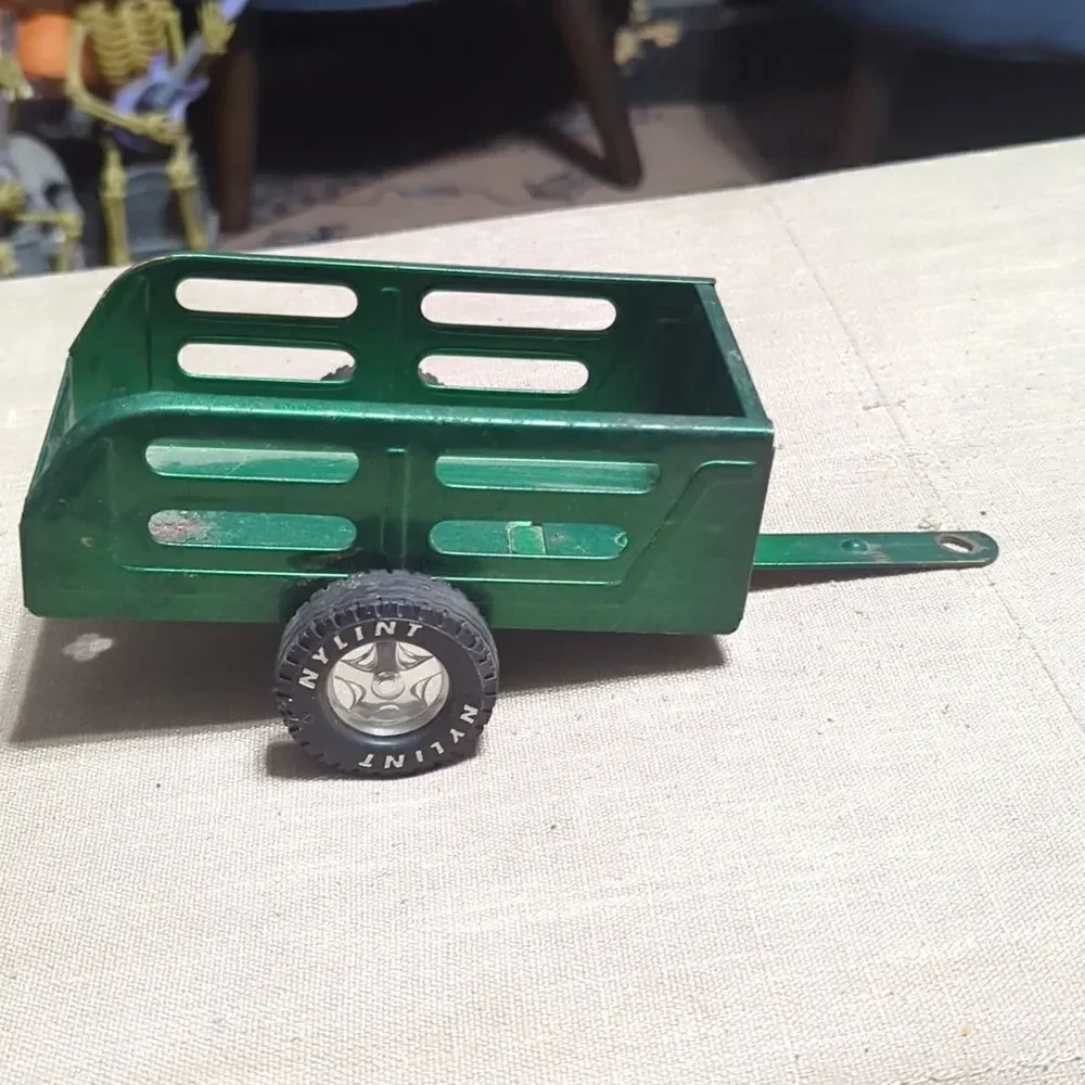 2- Vintage Metal Nylint Toy Wagon Trailer Metallic Green 6” x 3” w/ 2.75” Tongue